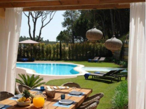 Elegant 6 Bedroom Villa - Villa Arden - Games Room With Snooker Table And Table Tennis - Quinta Do Lago